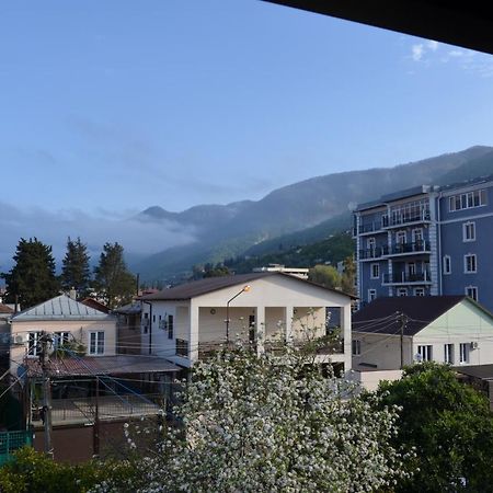 Частный Дом У Моря Gagra Bagian luar foto