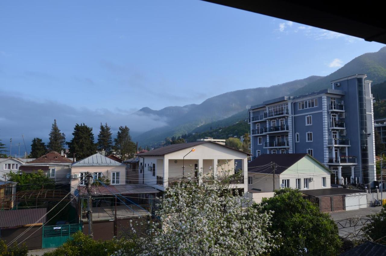 Частный Дом У Моря Gagra Bagian luar foto